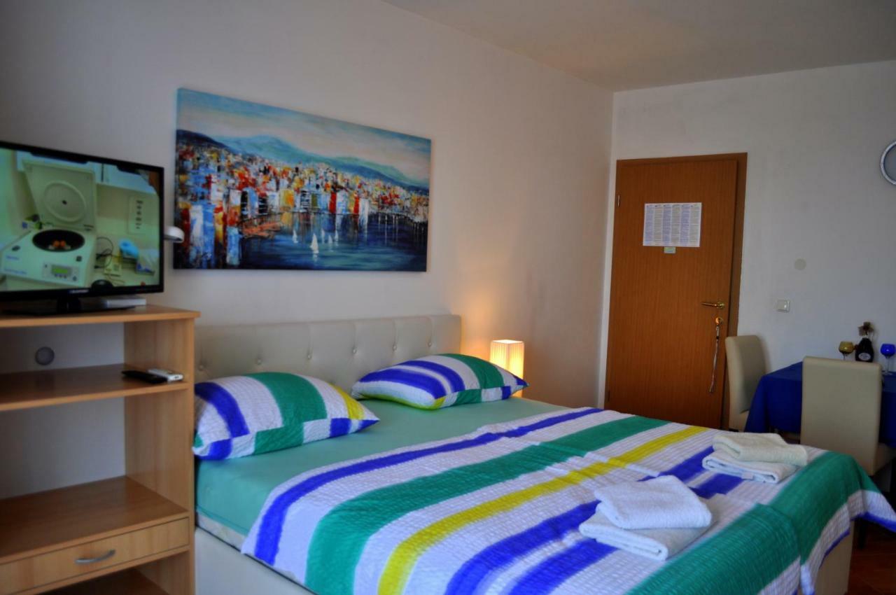 Apartments Ivica Makarska Exteriör bild