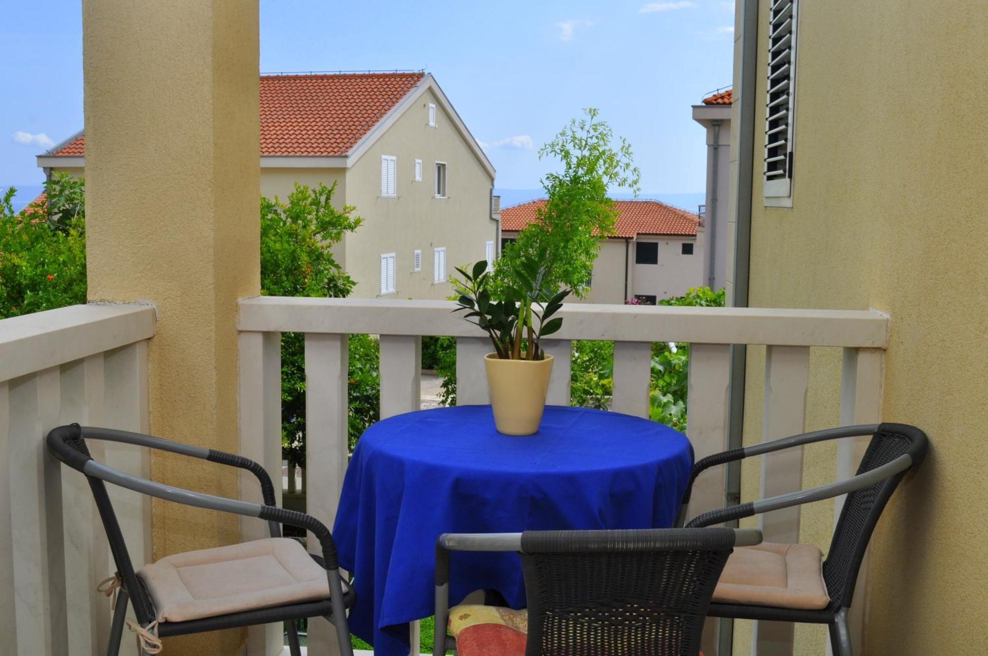 Apartments Ivica Makarska Exteriör bild